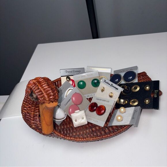 Bold Retro Earrings Mystery Box — Authentic Deadstock Gems NEW - Picture 3 of 4